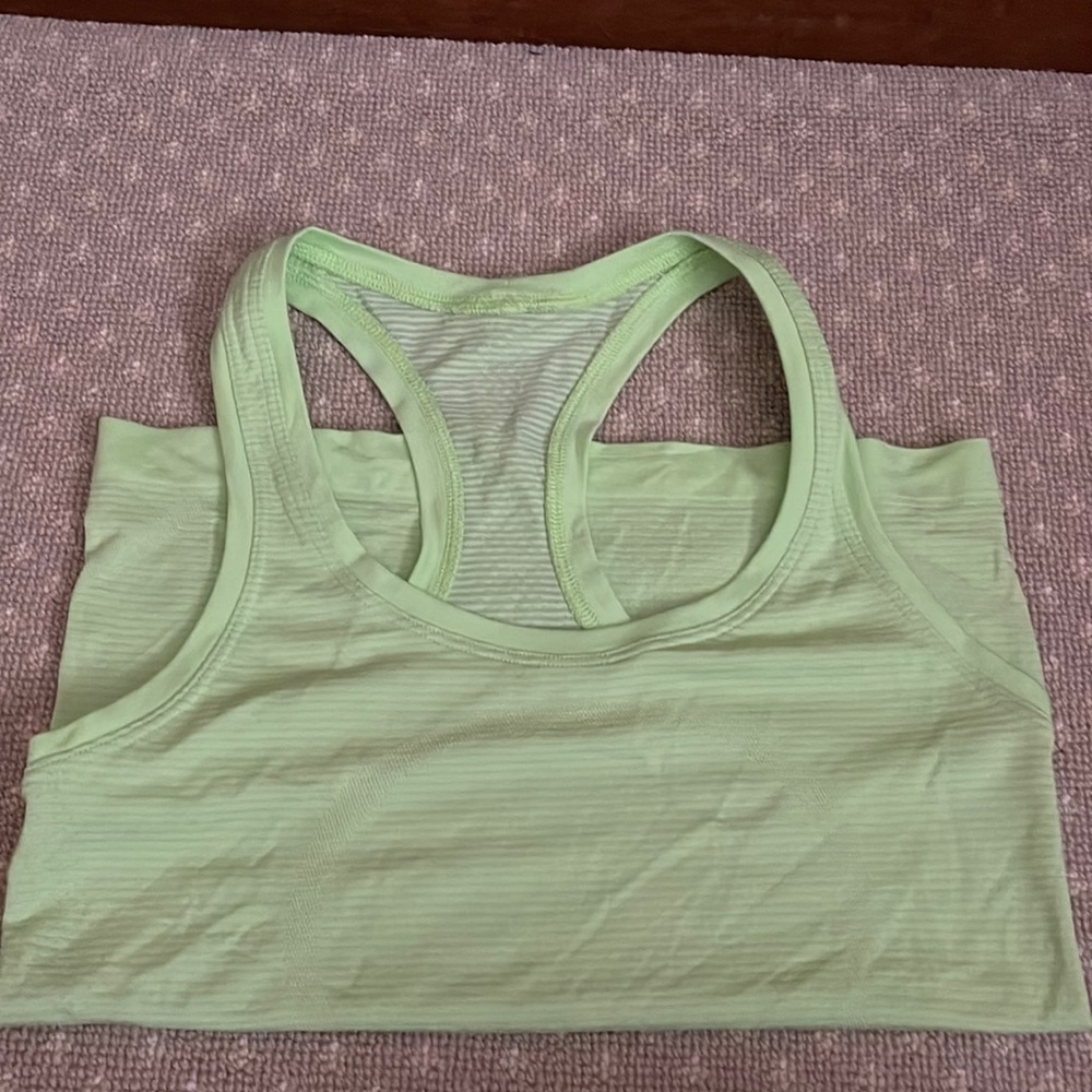 Swiftly Tech Racerback Tank Top 2.0
Race Length - Picture 2 of 3
